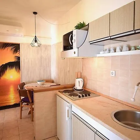 With Parking Space Banjol, Rab - 24672 Apartman Rab Town
